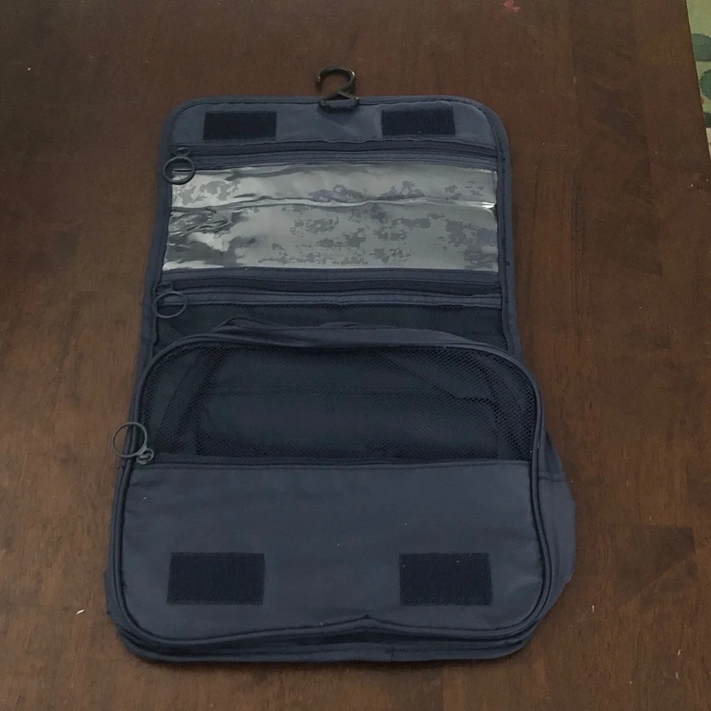 🍄 Travel Organizer Pouch - Picture 2 of 5